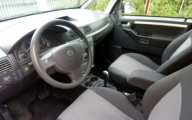 Opel Meriva cena 11900 przebieg: 174000, rok produkcji 2005 z Janów Lubelski małe 154